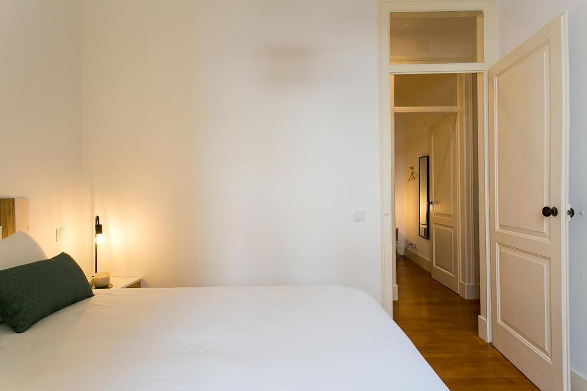 Lovelystay - Cozy 3Bdr Apartment In Estrela Lisboa Dış mekan fotoğraf